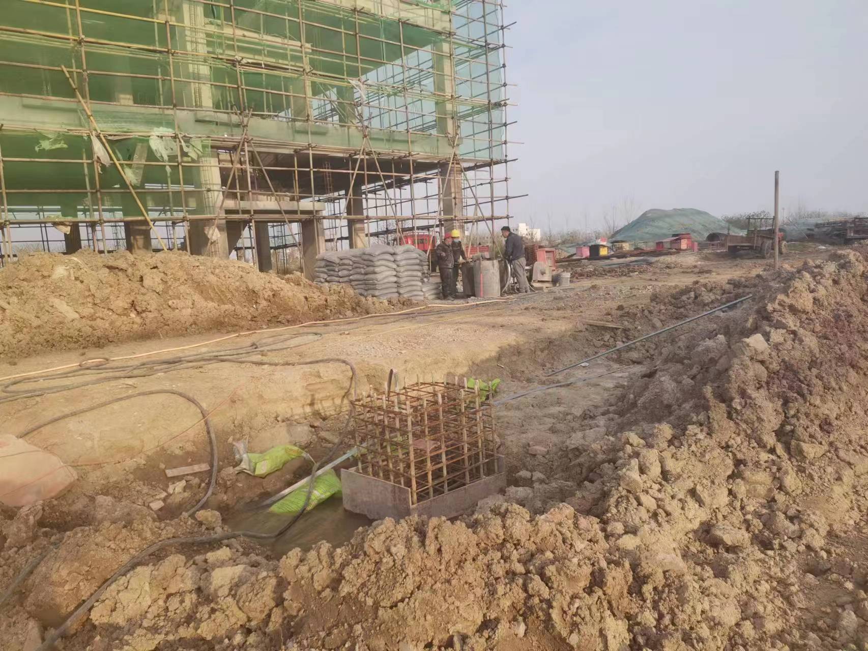 榕城当桥梁出现裂缝的时候应该及时加固修补